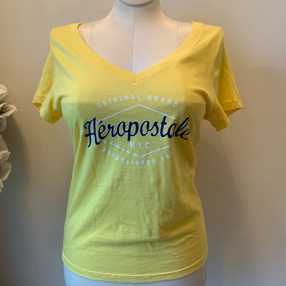 Aeropostale | Yellow Graphic V-Neck Tee XL